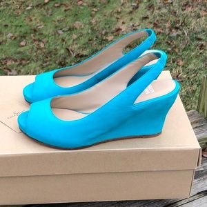 Eileen Fisher teal leather peep toe wedges